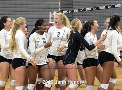 Thumbnail 1 in Archbishop Mitty vs. Xavier College Prep (Durango Fall Classic) photogallery.