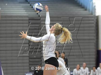 Thumbnail 1 in Archbishop Mitty vs. Xavier College Prep (Durango Fall Classic) photogallery.