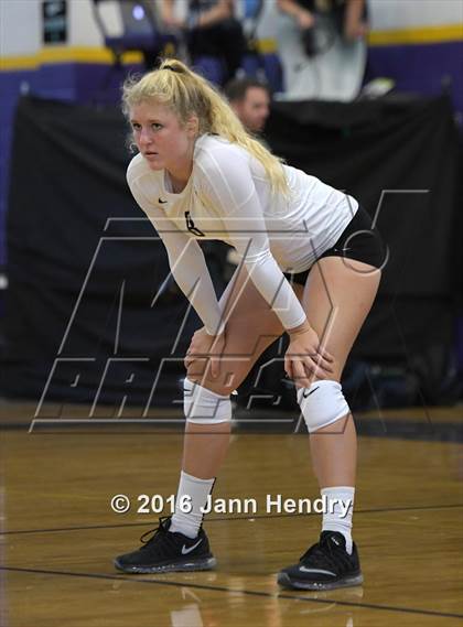 Thumbnail 2 in Archbishop Mitty vs. Xavier College Prep (Durango Fall Classic) photogallery.