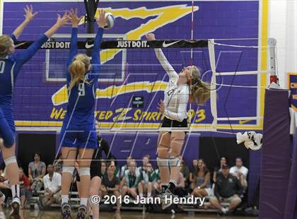 Thumbnail 1 in Archbishop Mitty vs. Xavier College Prep (Durango Fall Classic) photogallery.