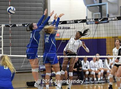Thumbnail 1 in Archbishop Mitty vs. Xavier College Prep (Durango Fall Classic) photogallery.
