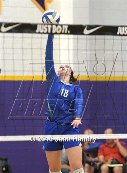 Thumbnail 3 in Archbishop Mitty vs. Xavier College Prep (Durango Fall Classic) photogallery.