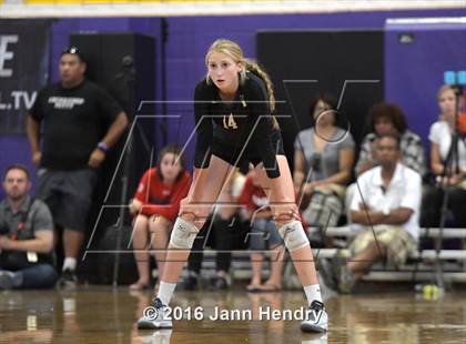 Thumbnail 1 in Archbishop Mitty vs. Xavier College Prep (Durango Fall Classic) photogallery.