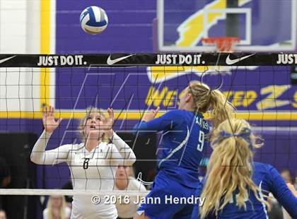 Thumbnail 3 in Archbishop Mitty vs. Xavier College Prep (Durango Fall Classic) photogallery.