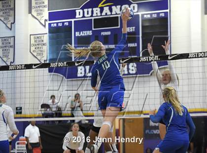 Thumbnail 3 in Archbishop Mitty vs. Xavier College Prep (Durango Fall Classic) photogallery.