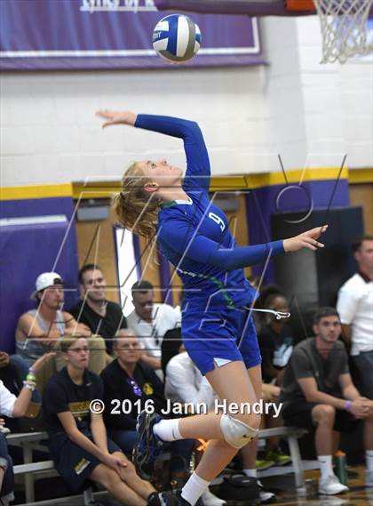Thumbnail 3 in Archbishop Mitty vs. Xavier College Prep (Durango Fall Classic) photogallery.