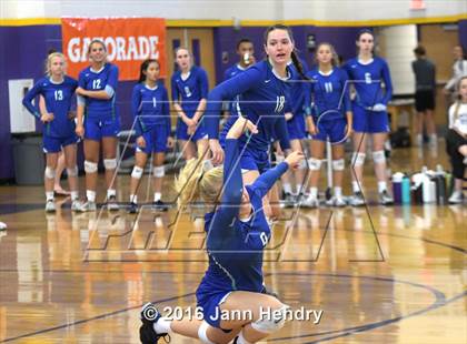 Thumbnail 1 in Archbishop Mitty vs. Xavier College Prep (Durango Fall Classic) photogallery.