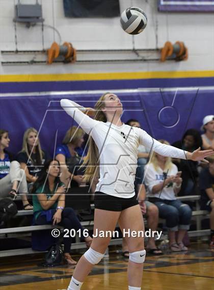 Thumbnail 3 in Archbishop Mitty vs. Xavier College Prep (Durango Fall Classic) photogallery.