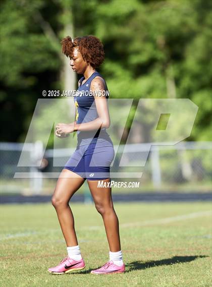 Thumbnail 1 in Gateway Conference Championships (4x100m) photogallery.
