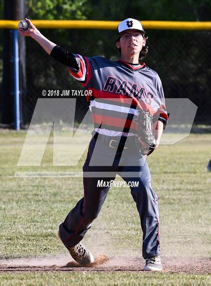 Thumbnail 2 in Mineral Wells @ Lipan photogallery.