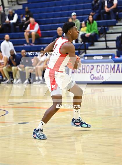 Thumbnail 2 in Redondo Union vs. Rainier Beach (Tarkanian Classic) photogallery.