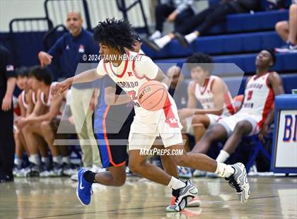 Thumbnail 3 in Redondo Union vs. Rainier Beach (Tarkanian Classic) photogallery.
