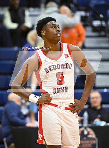 Thumbnail 3 in Redondo Union vs. Rainier Beach (Tarkanian Classic) photogallery.