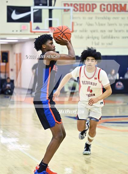 Thumbnail 1 in Redondo Union vs. Rainier Beach (Tarkanian Classic) photogallery.