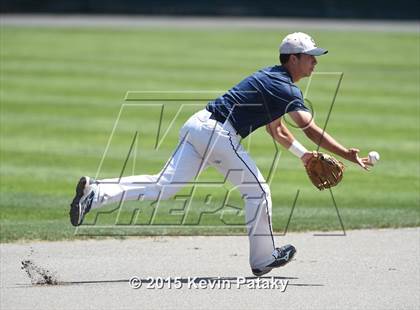Thumbnail 2 in Amity Regional vs. Staples (CIAC Class LL Final) photogallery.