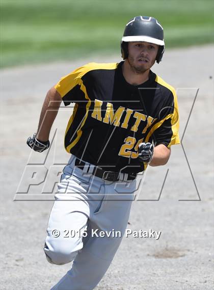 Thumbnail 1 in Amity Regional vs. Staples (CIAC Class LL Final) photogallery.