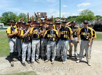 Thumbnail 3 in Amity Regional vs. Staples (CIAC Class LL Final) photogallery.