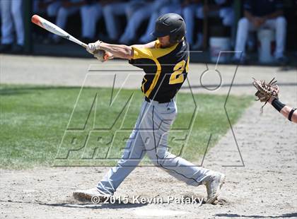 Thumbnail 3 in Amity Regional vs. Staples (CIAC Class LL Final) photogallery.