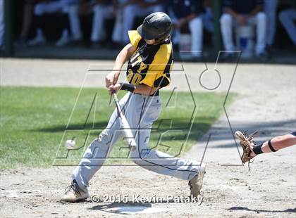Thumbnail 1 in Amity Regional vs. Staples (CIAC Class LL Final) photogallery.
