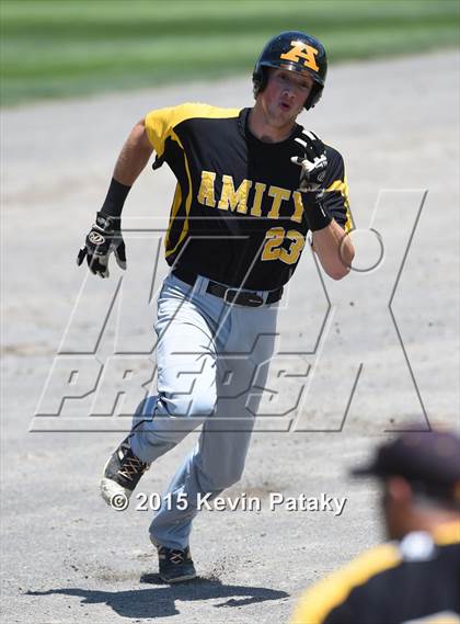 Thumbnail 1 in Amity Regional vs. Staples (CIAC Class LL Final) photogallery.