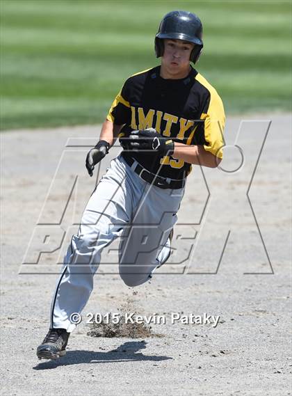 Thumbnail 3 in Amity Regional vs. Staples (CIAC Class LL Final) photogallery.