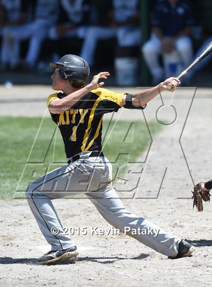 Thumbnail 3 in Amity Regional vs. Staples (CIAC Class LL Final) photogallery.