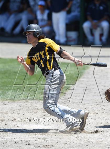 Thumbnail 2 in Amity Regional vs. Staples (CIAC Class LL Final) photogallery.