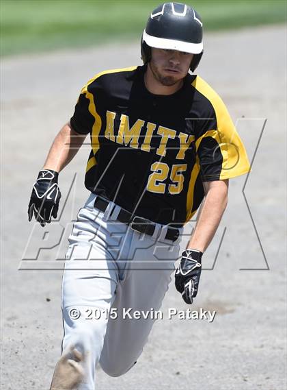 Thumbnail 3 in Amity Regional vs. Staples (CIAC Class LL Final) photogallery.