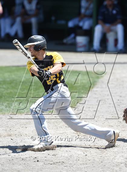 Thumbnail 1 in Amity Regional vs. Staples (CIAC Class LL Final) photogallery.