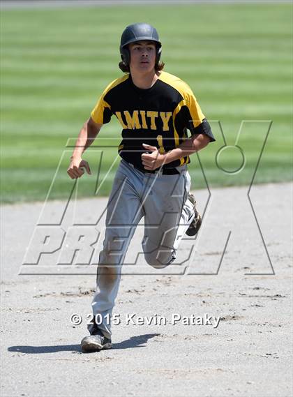 Thumbnail 3 in Amity Regional vs. Staples (CIAC Class LL Final) photogallery.