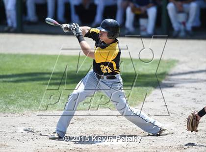 Thumbnail 3 in Amity Regional vs. Staples (CIAC Class LL Final) photogallery.