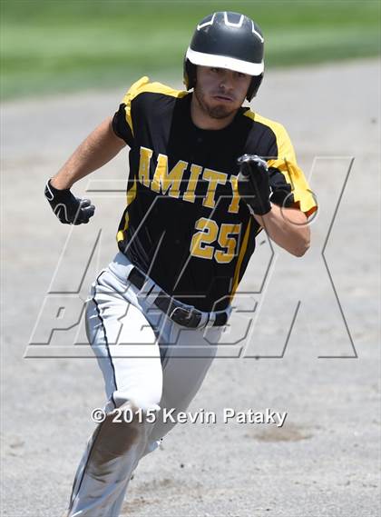 Thumbnail 2 in Amity Regional vs. Staples (CIAC Class LL Final) photogallery.