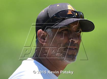 Thumbnail 2 in Amity Regional vs. Staples (CIAC Class LL Final) photogallery.