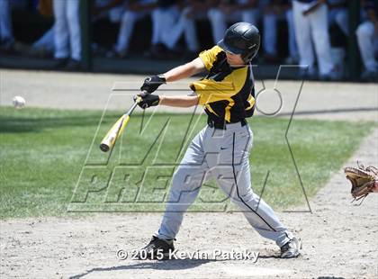Thumbnail 2 in Amity Regional vs. Staples (CIAC Class LL Final) photogallery.
