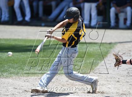 Thumbnail 1 in Amity Regional vs. Staples (CIAC Class LL Final) photogallery.