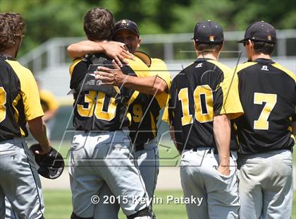 Thumbnail 2 in Amity Regional vs. Staples (CIAC Class LL Final) photogallery.