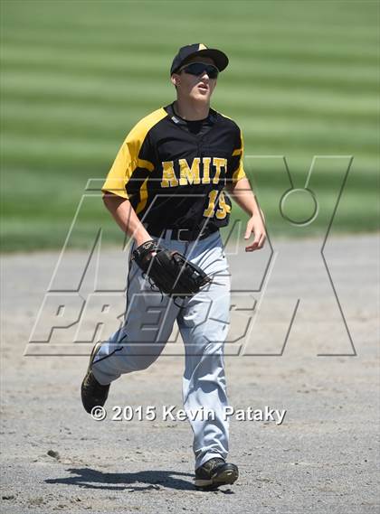 Thumbnail 1 in Amity Regional vs. Staples (CIAC Class LL Final) photogallery.