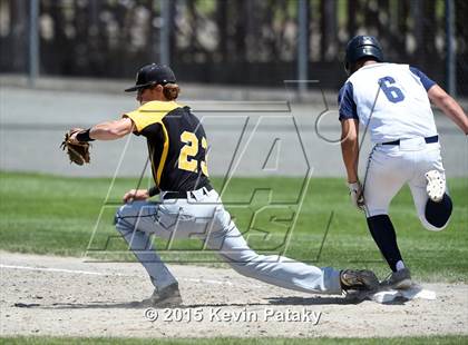 Thumbnail 3 in Amity Regional vs. Staples (CIAC Class LL Final) photogallery.