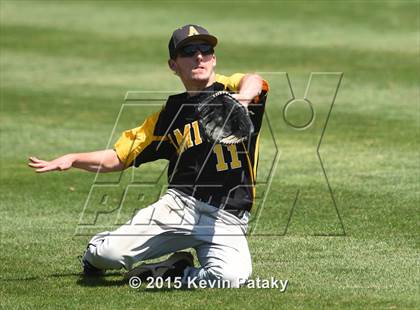 Thumbnail 1 in Amity Regional vs. Staples (CIAC Class LL Final) photogallery.