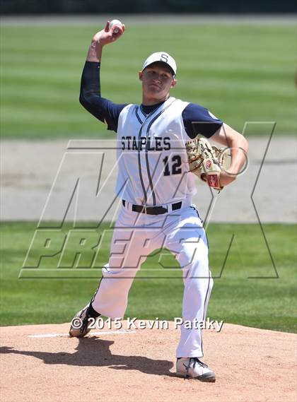 Thumbnail 2 in Amity Regional vs. Staples (CIAC Class LL Final) photogallery.