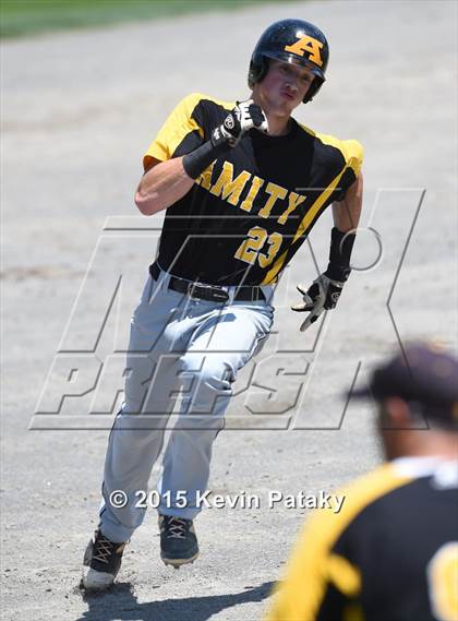 Thumbnail 2 in Amity Regional vs. Staples (CIAC Class LL Final) photogallery.