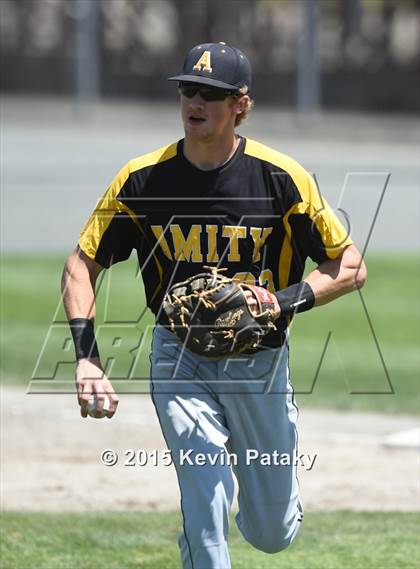 Thumbnail 1 in Amity Regional vs. Staples (CIAC Class LL Final) photogallery.