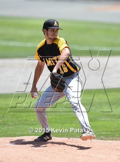 Thumbnail 1 in Amity Regional vs. Staples (CIAC Class LL Final) photogallery.