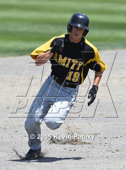 Thumbnail 1 in Amity Regional vs. Staples (CIAC Class LL Final) photogallery.