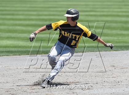 Thumbnail 1 in Amity Regional vs. Staples (CIAC Class LL Final) photogallery.