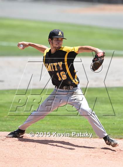 Thumbnail 2 in Amity Regional vs. Staples (CIAC Class LL Final) photogallery.