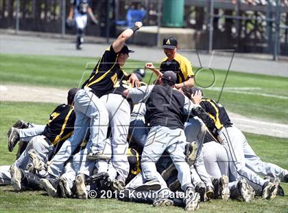 Thumbnail 3 in Amity Regional vs. Staples (CIAC Class LL Final) photogallery.