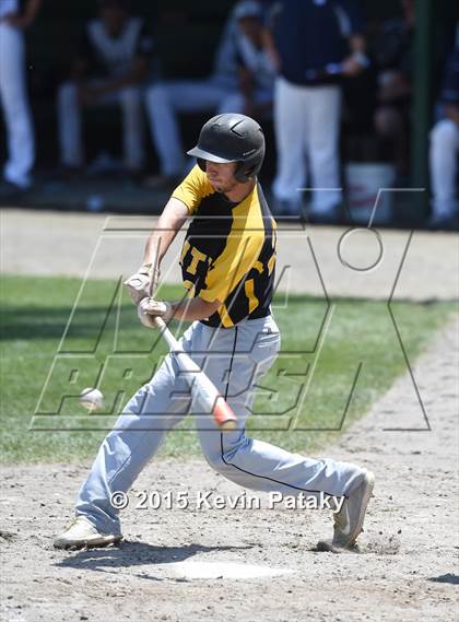 Thumbnail 3 in Amity Regional vs. Staples (CIAC Class LL Final) photogallery.