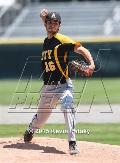 Thumbnail 1 in Amity Regional vs. Staples (CIAC Class LL Final) photogallery.