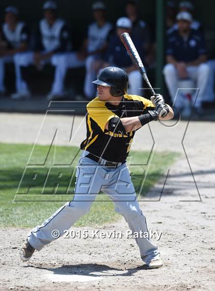 Thumbnail 3 in Amity Regional vs. Staples (CIAC Class LL Final) photogallery.